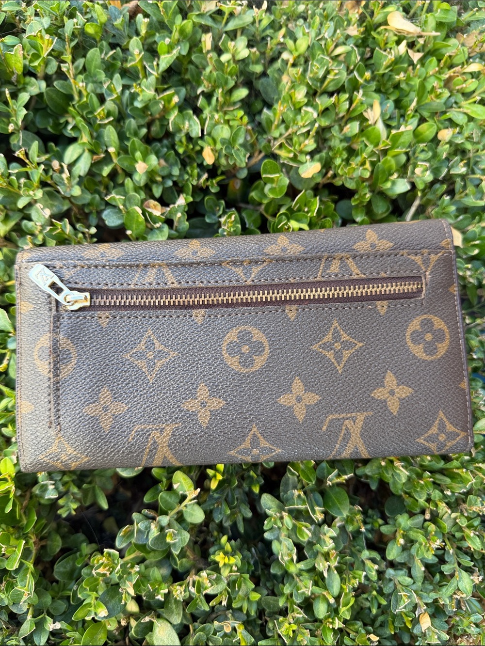 Louis Vuitton Monogram Continental Wallet with Orange Interior - Picture 4 of 12